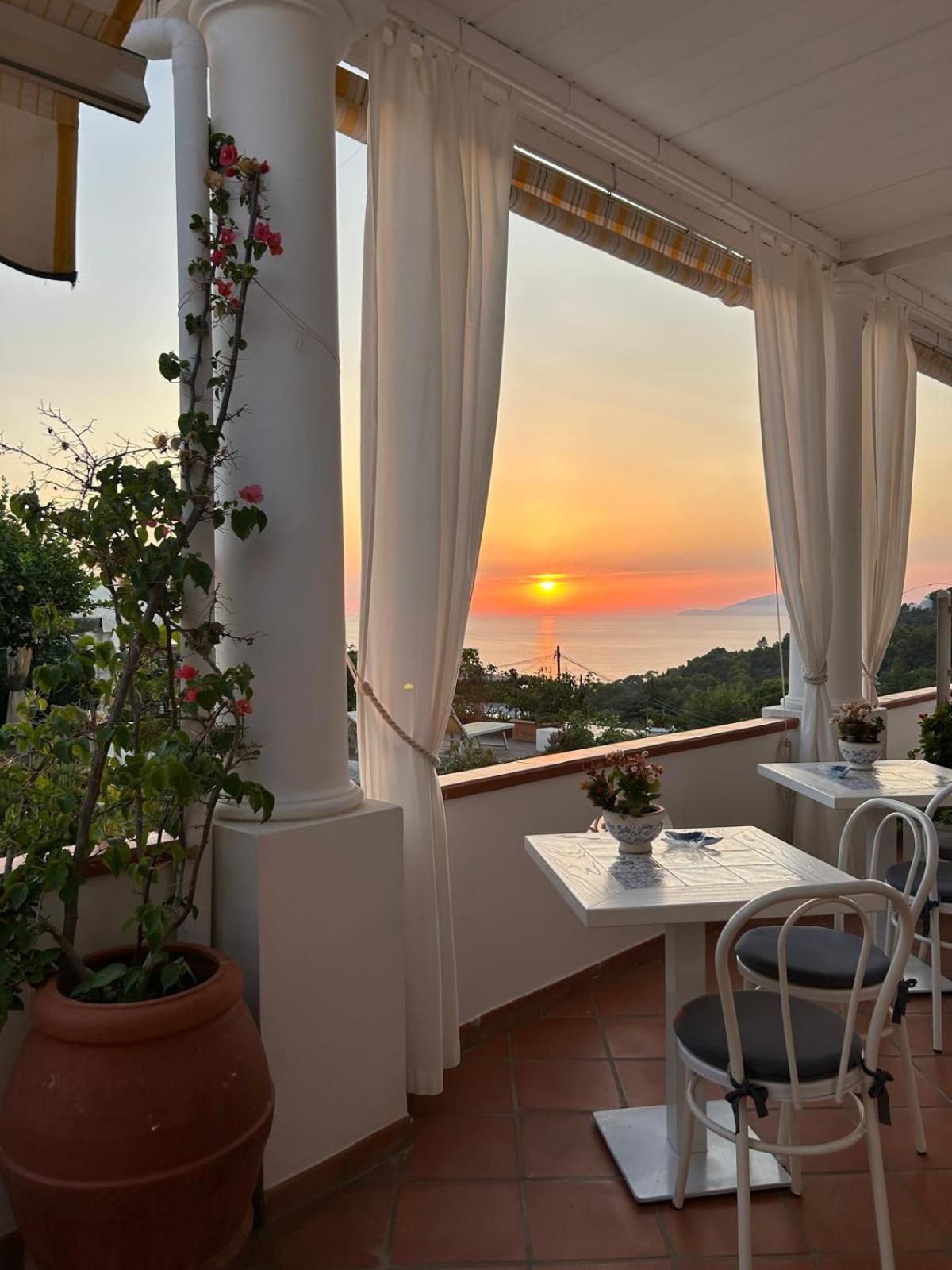 B&B Villa Cristina Anacapri  Exteriör bild